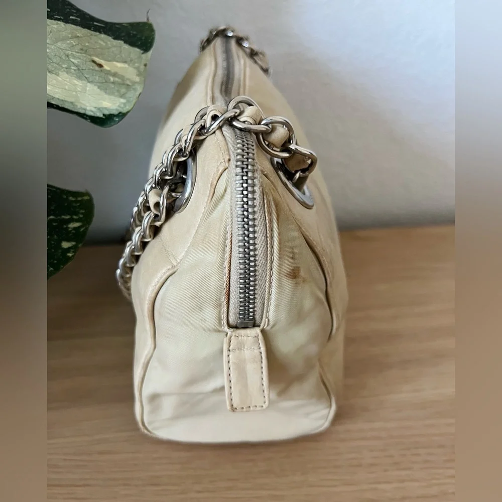 Vintage Prada Chain Shoulder Bag Leather Beige Authentic - Picture 4 of 16